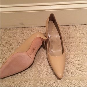 Brooks brothers kitten heels